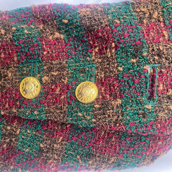 💎Chic CHANEL jacket from the 90’s. Luxury never goes out of style! 💎 - Picture 6 of 6